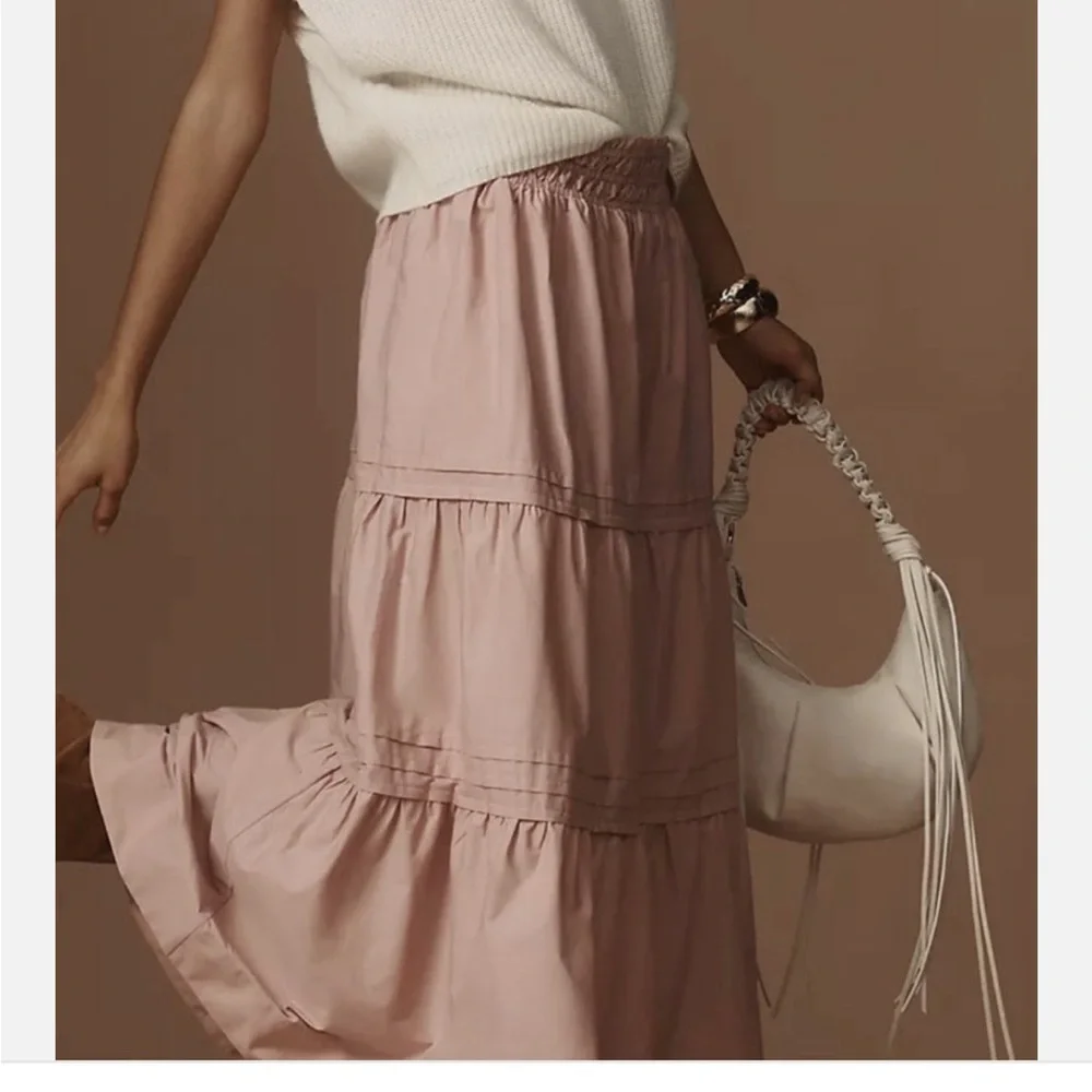 The Loverly Grey Somerset Maxi Skirt size small
By Anthropologie EUC - Picture 2 of 11